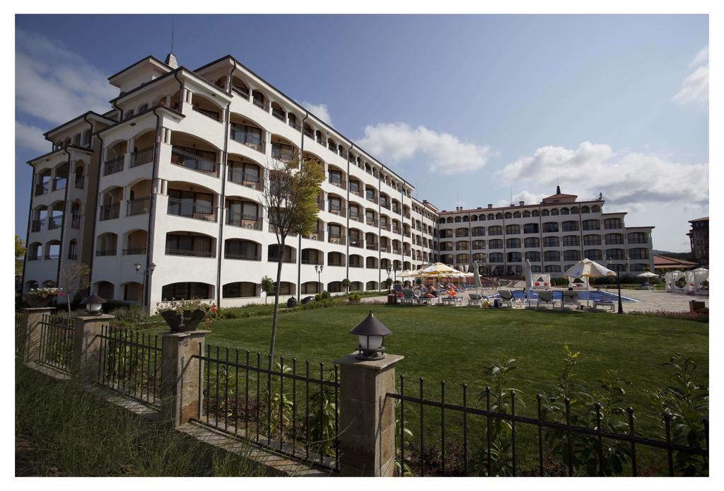 Aparthotel Regina Mare Tsarevo Exterior foto